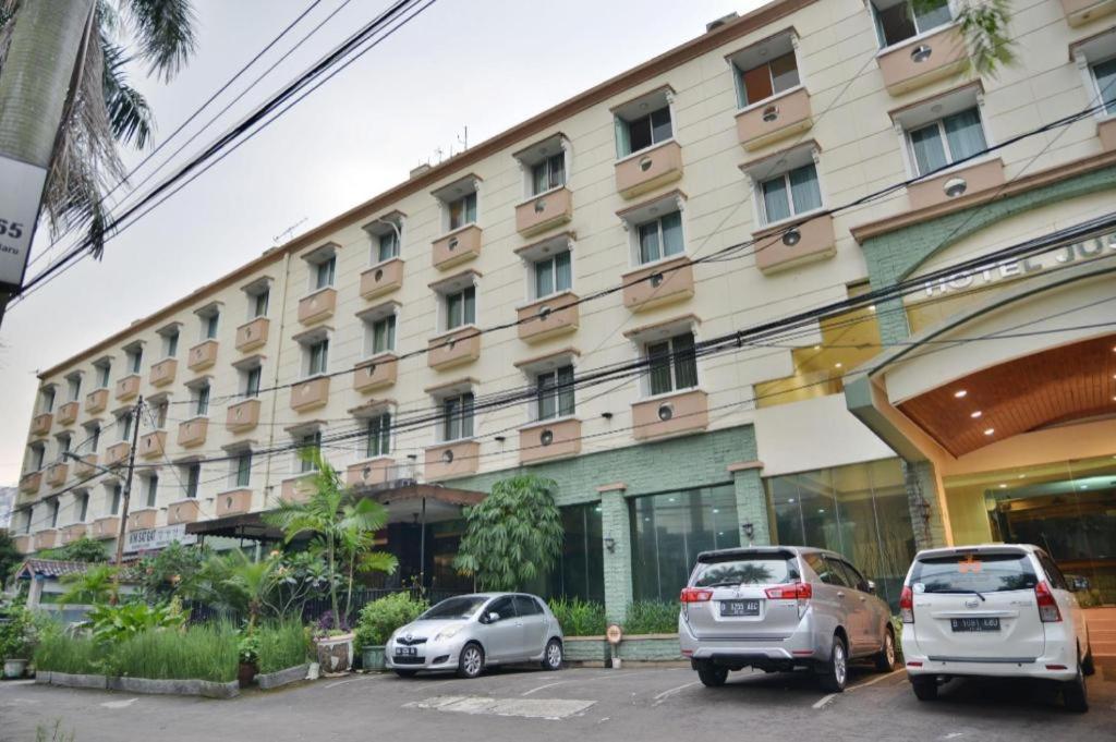 Sleepzzz Hotel Senayan جاكرتا المظهر الخارجي الصورة