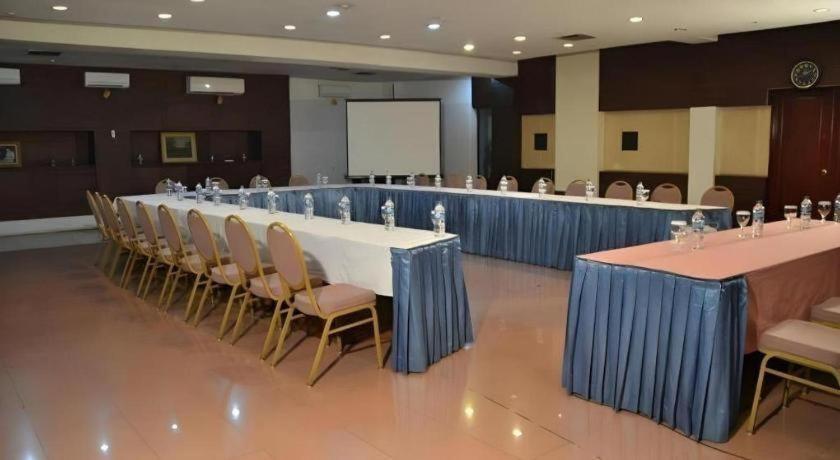 Sleepzzz Hotel Senayan جاكرتا المظهر الخارجي الصورة